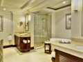 wes3216gb-140067-Family room Bathroom